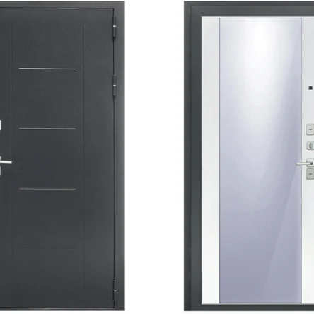 Входная дверь Максима Зеркало